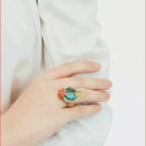 GOLD BLUE KATE SPADE OUT OF OFFICE COCTAIL RING - Picture 3 of 4